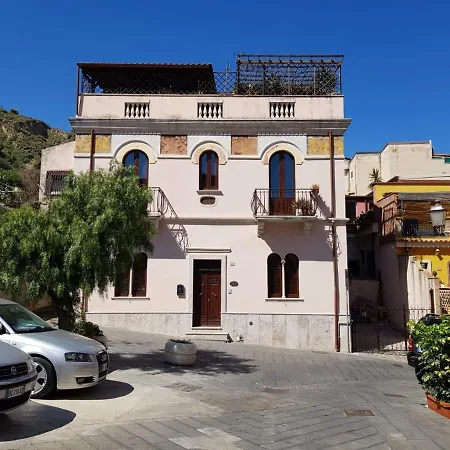 Via Lombardo Giardini-Naxos