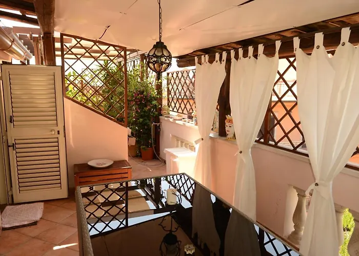 Semesterbostad Via Lombardo Giardini Naxos